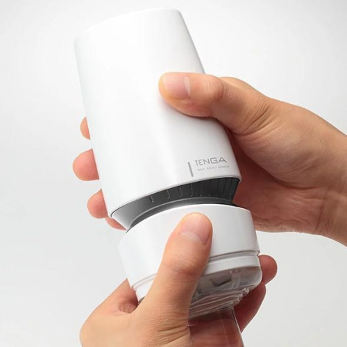 Tenga Aero Masturbator Cobalt - мастурбатор с инновационной технологией всасывания, 17.5х8 см (синий)