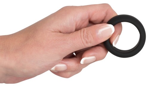 Black Velvets Cock Ring - ерекційне кільце, 3.2 см (чорний)
