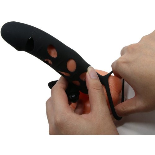 LyBaile Pretty Love Vibrating Penis Sleeve Black - Силиконовая насадка с вибрацией, 15.2х3.3 см - sex-shop.ua