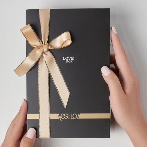 YESforLOV Love Box набор косметики для эротической прелюдии