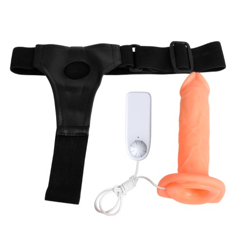 LyBaile - Baile Jessica Strap On Flesh - Страпон з вібрацією, 15.5х4 см - купити в Україні | Секс шоп SEX-SHOP.ua