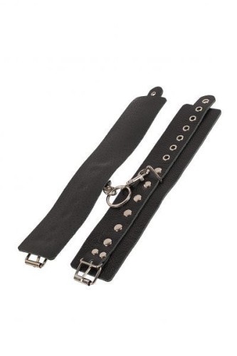 sLash Leather Restraints Hand Cuffs - кожаные наручники с заклёпками, 24 см (чёрный) - sex-shop.ua