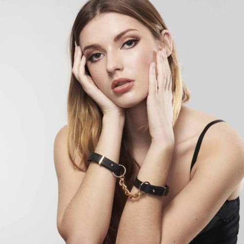 Наручники Bijoux Indiscrets MAZE - Thin Handcuffs (чёрные)
