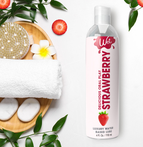 Оральная смазка со вкусом клубники Wet Strawberry, 30 мл